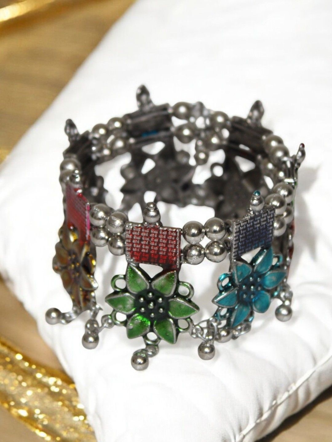 

Jolly Faces Women Wraparound Bracelet, Silver
