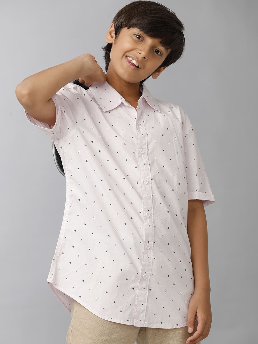 

UNDER FOURTEEN ONLY Boys Spread Collar Conversational Printed Cotton Casual Shirt, White