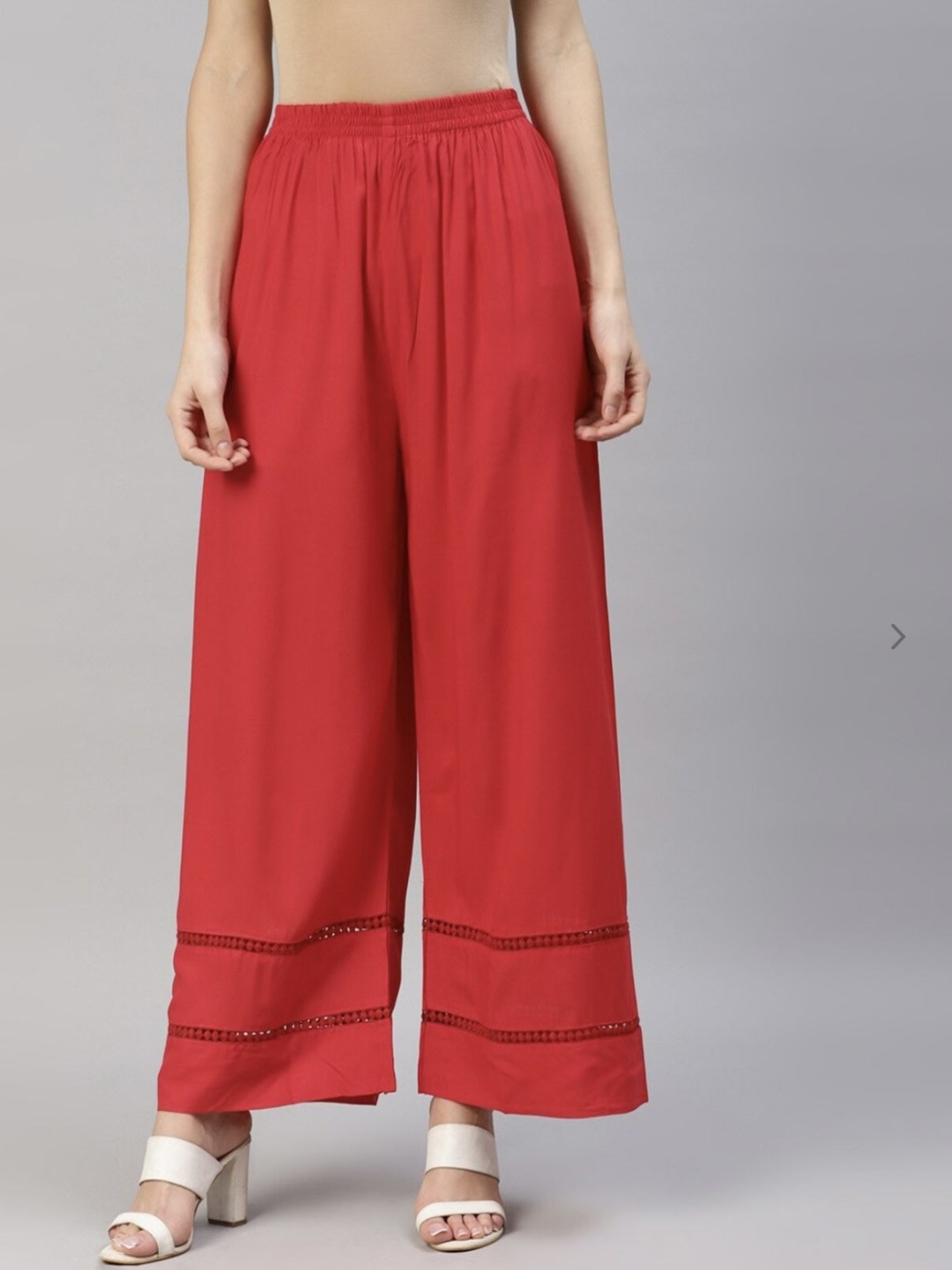 

Moda Rapido Women Trousers, Red