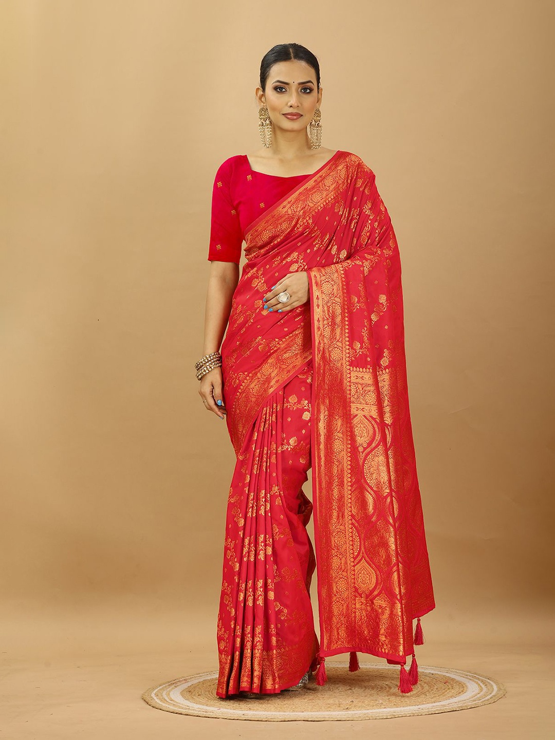 

SWAMI STUDIO Woven Design Zari Pure Silk Banarasi Saree, Red