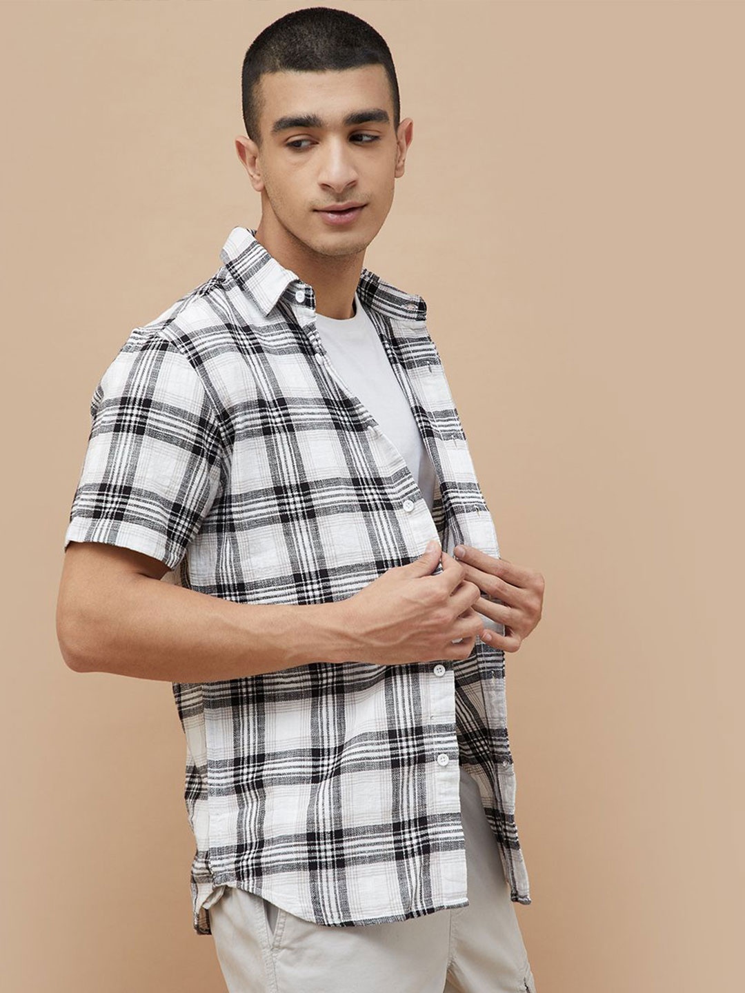 

Fame Forever by Lifestyle Men Spread Collar Tartan Checked Cotton Casual Shirt, White