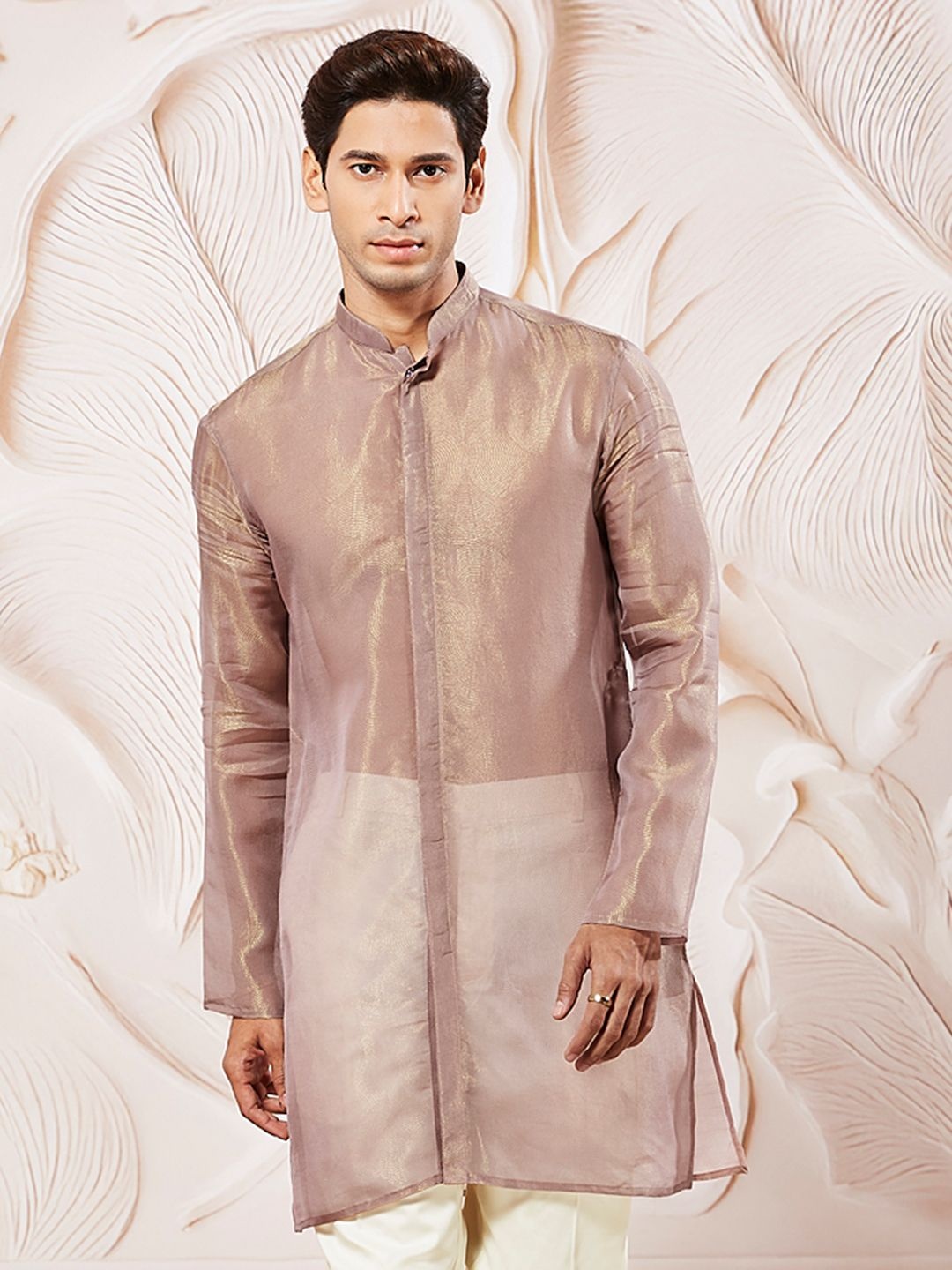 

VASTRAMAY Mandarin Collar Tissue Silk Straight Kurta, Lavender