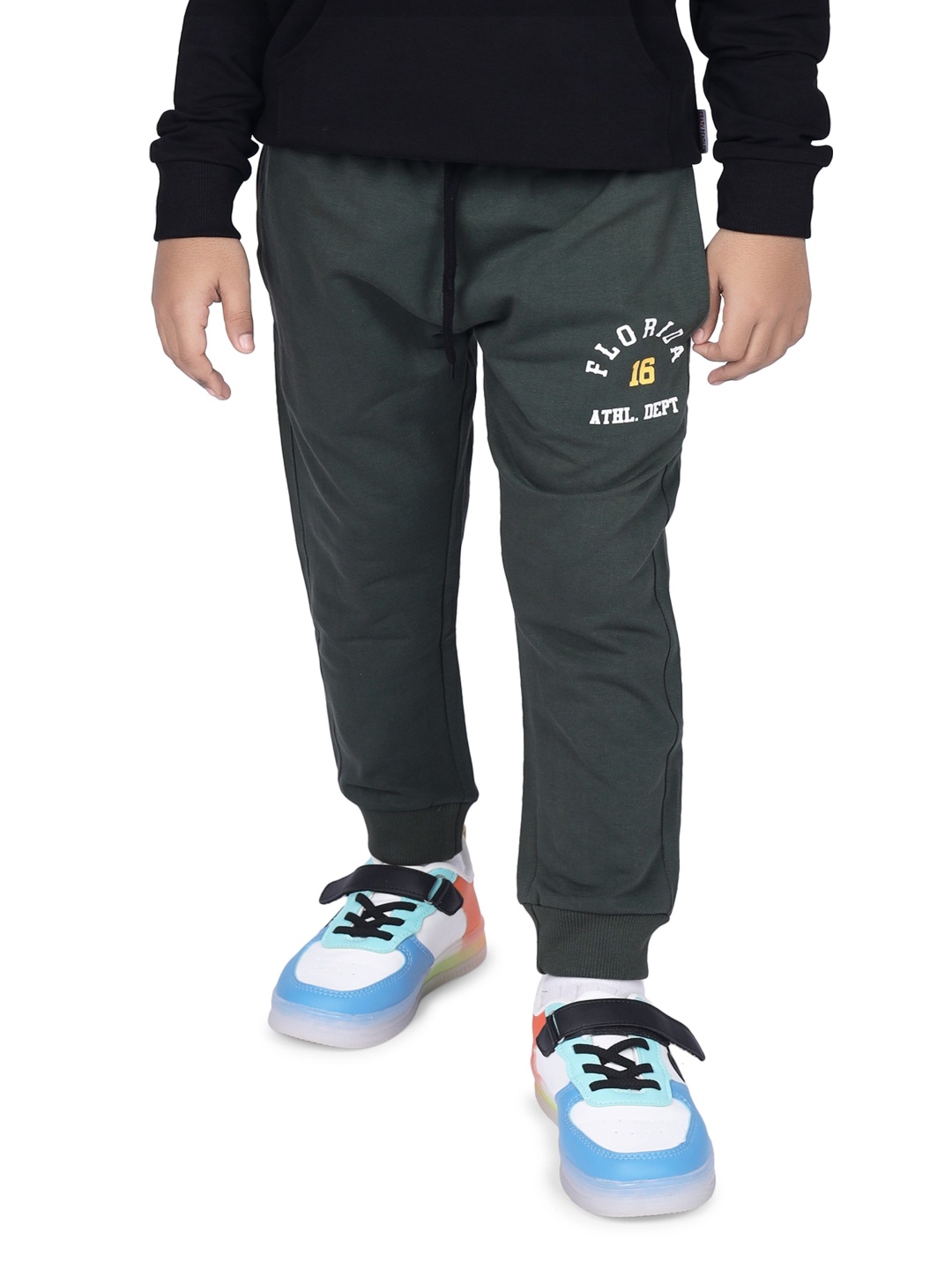 

CRAZYPENGUIN ELITE Boys Cotton Mid-Rise Joggers, Olive