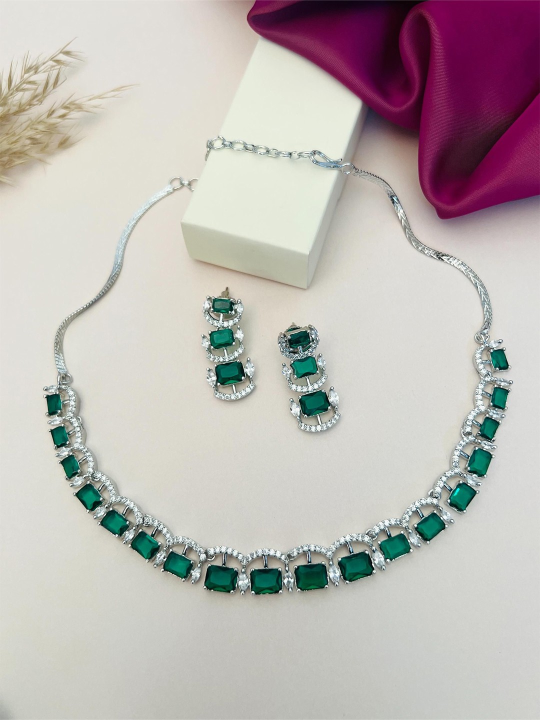 

ABDESIGNS Enchanting Silver Plated American Diamond Necklace