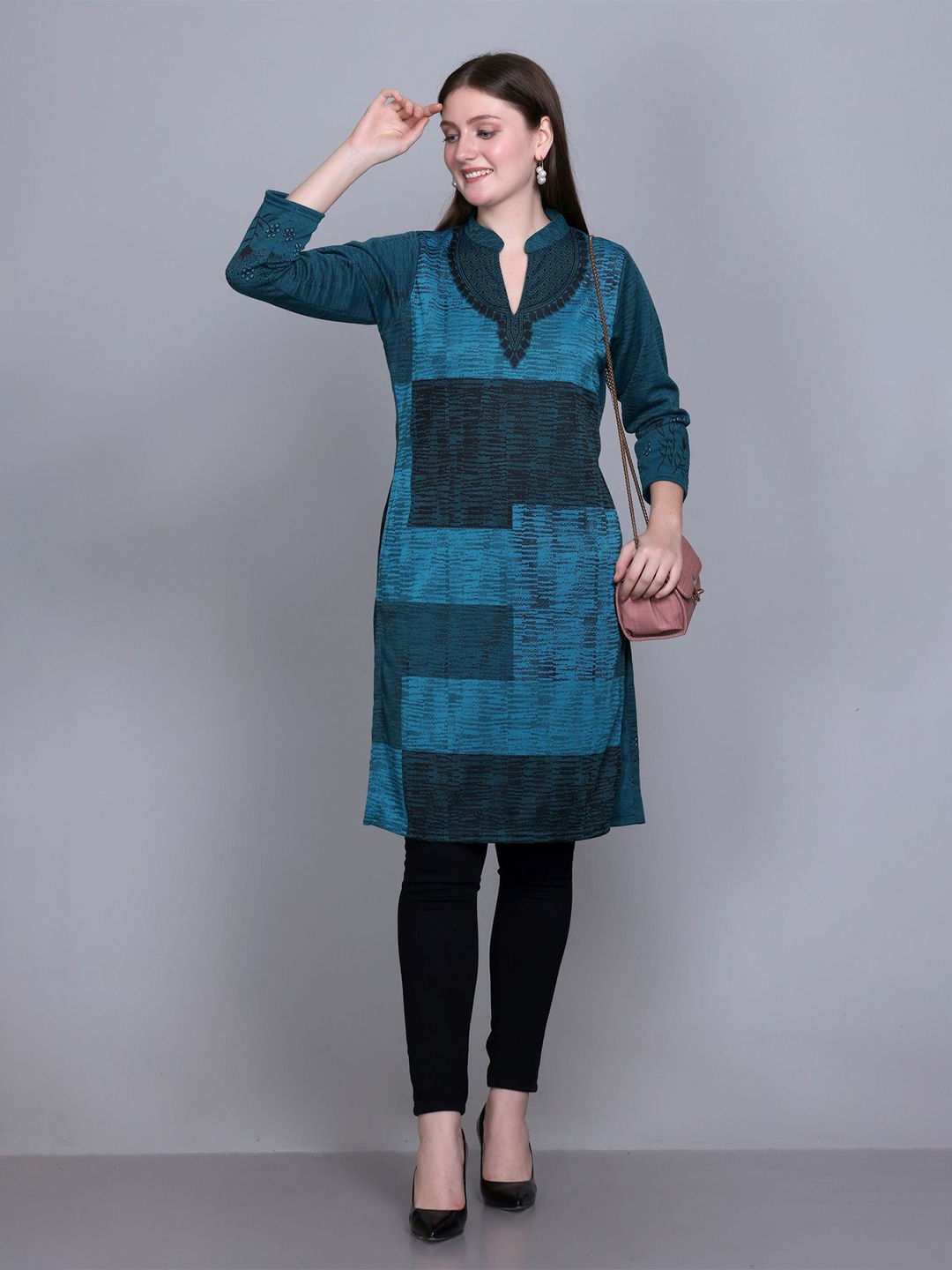 

ROSARY Winter Women Geometric Printed Jacquard Kurti, Turquoise blue