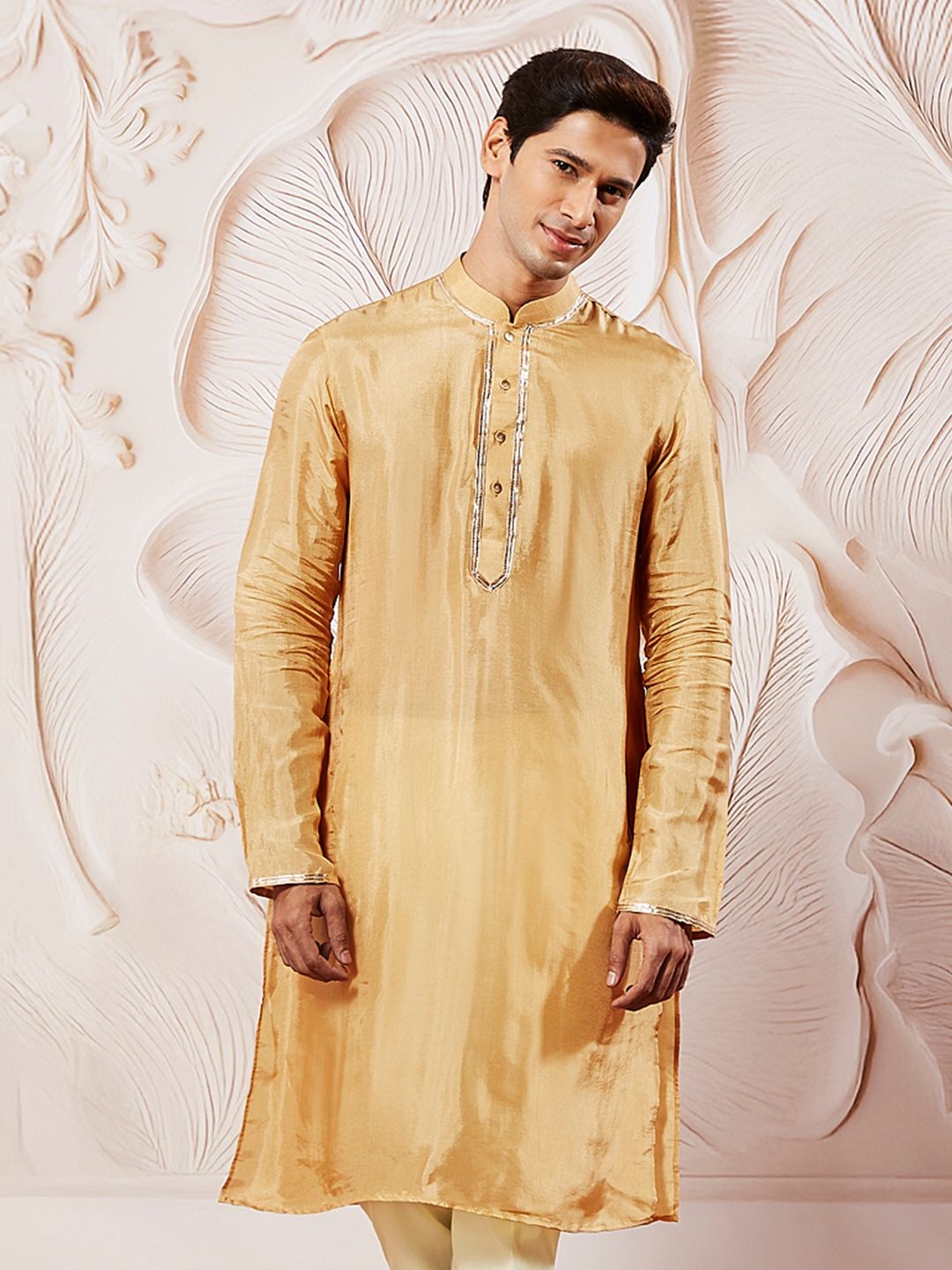 

VASTRAMAY Mandarin Collar Sequinned Tissue Silk Straight Kurta, Gold