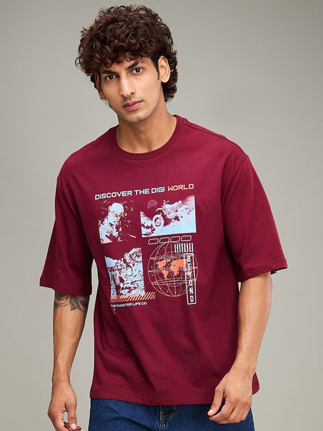 

The Roadster Lifestyle Co. Men Graphic Printed Round Neck Cotton T-shirt, Maroon