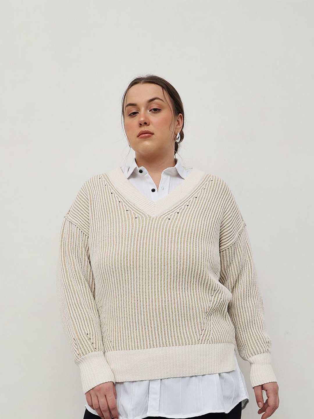 

CURVY STREET Women Cable Knit Pullover Sweaters, Beige