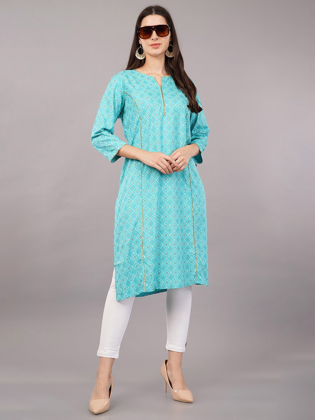 

Avaasa Buy Shruthi Geometric Printed Liva Kurta, Blue