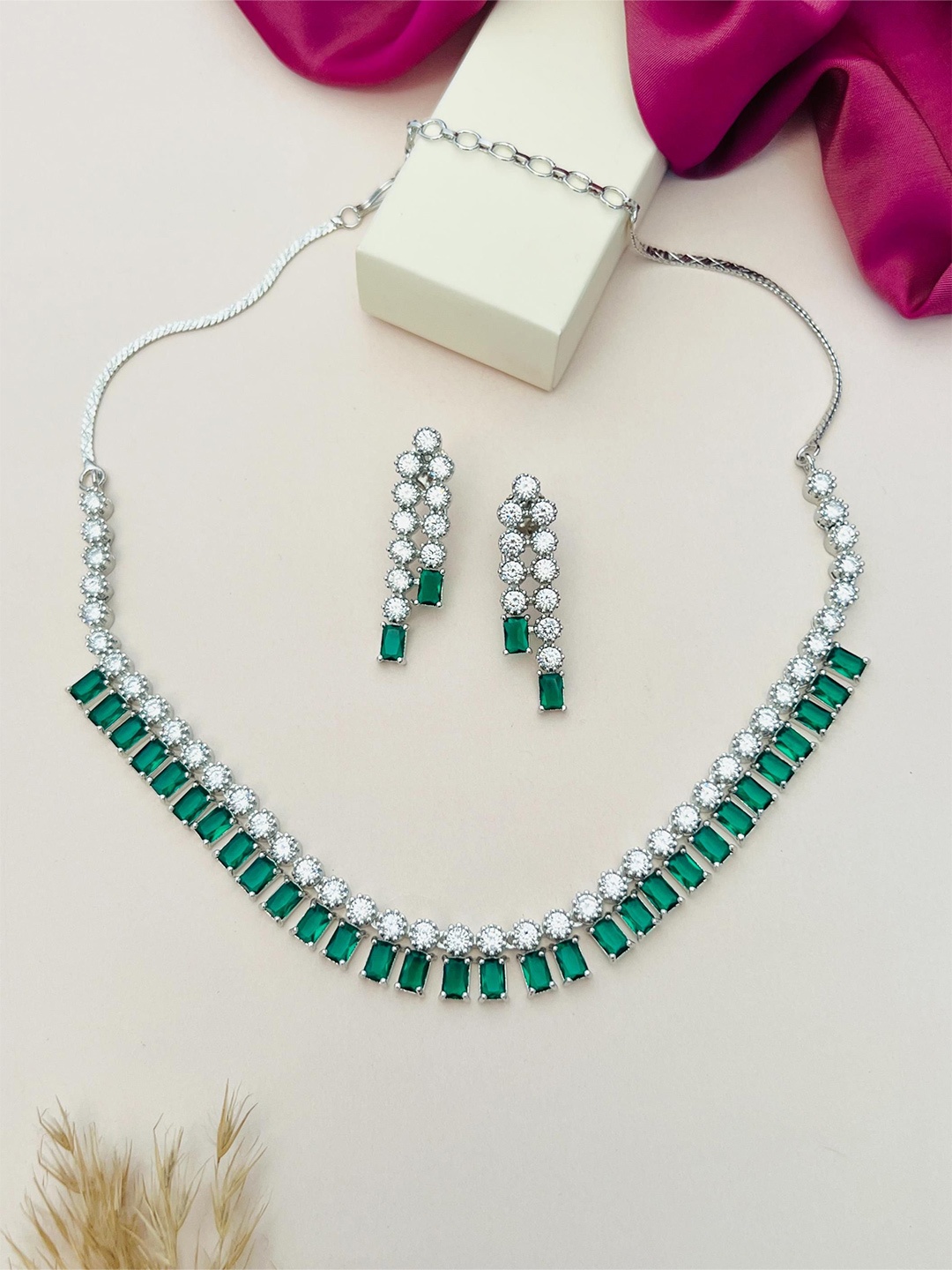

ABDESIGNS Enchanting Silver Plated American Diamond Necklace