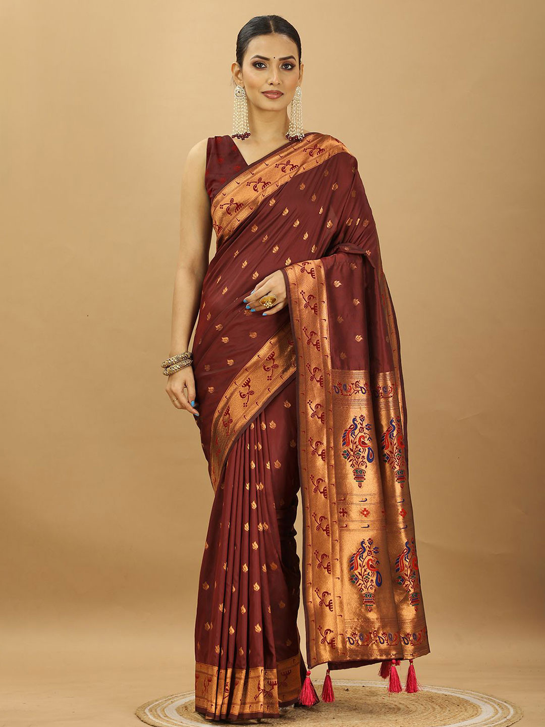 

SWAMI STUDIO Woven Design Zari Pure Silk Paithani Saree, Maroon