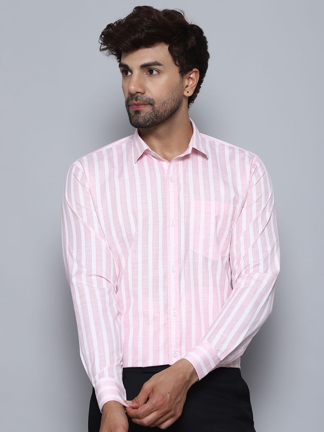 

BANHUSSAIN Men Slim Fit Cutaway Collar Vertical Striped Cotton Linen Formal Shirt, Pink