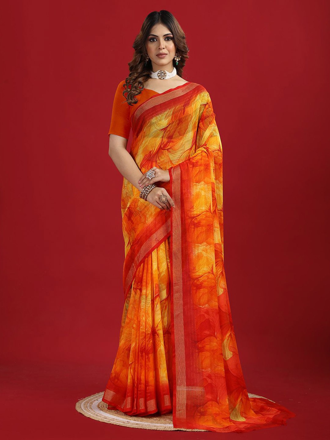 

A.V.M. SILK MILLS Floral Printed Zari Saree, Orange