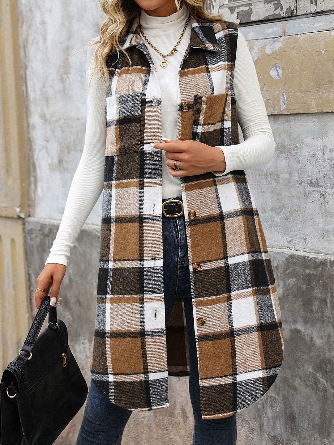

DressBerry Women Checked Shacket, Khaki