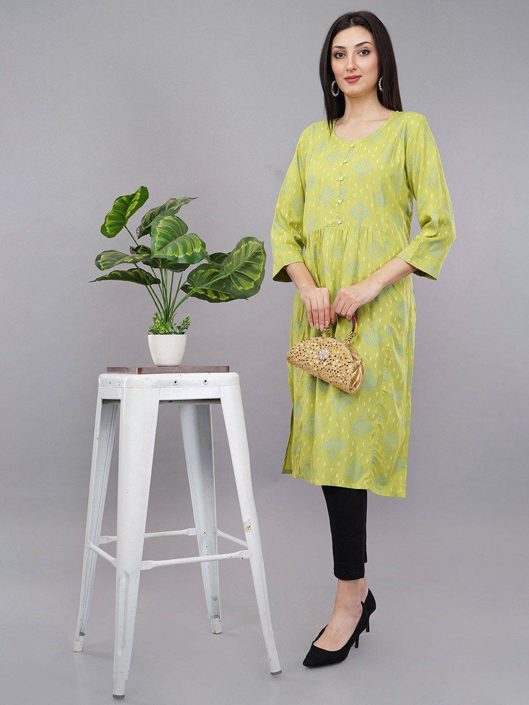 

Avaasa Buy Shruthi Ethnic Motifs Printed Straight Kurta, Green