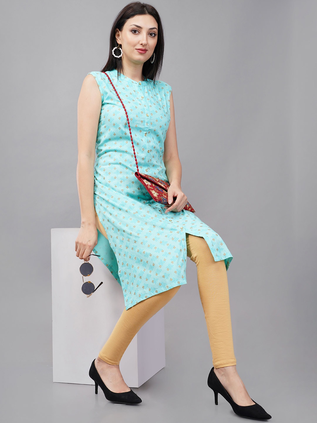 

Avaasa Buy Shruthi Women Mandarin Collar Ethnic Motifs Printed Sleeveless Kurta, Blue