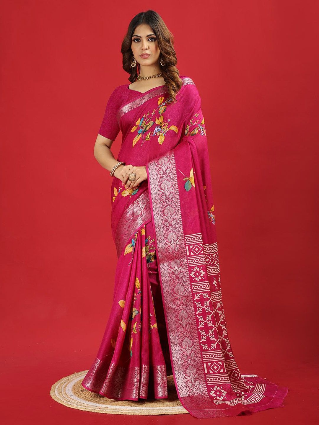 

A.V.M. SILK MILLS Floral Saree, Pink