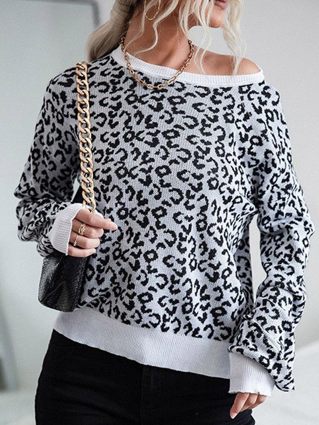 

DressBerry Women Print Round Neck Top, Grey
