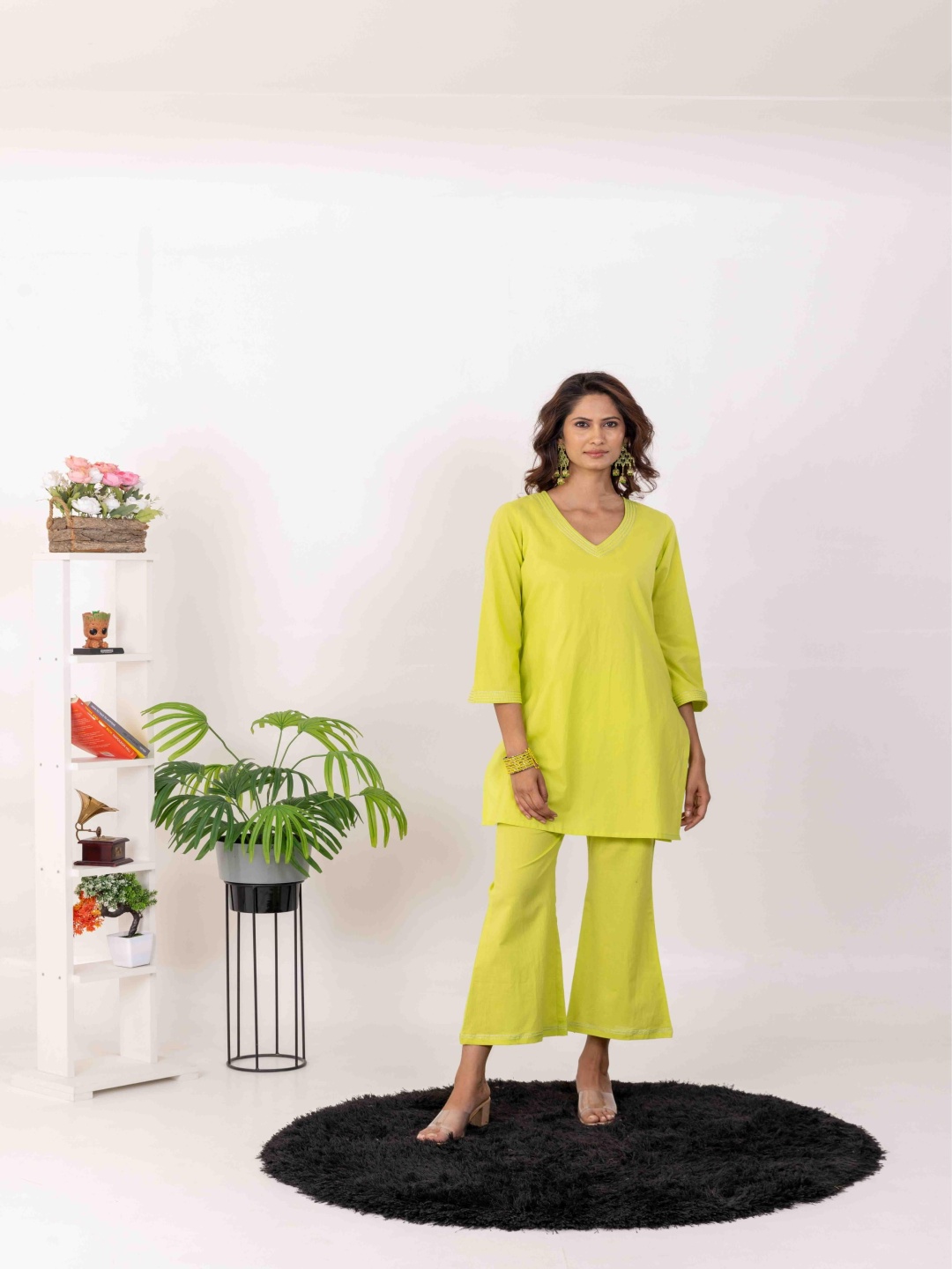 

INAAYA JAIPUR V-Neck Pure Cotton Tunic & Palazzo, Lime green