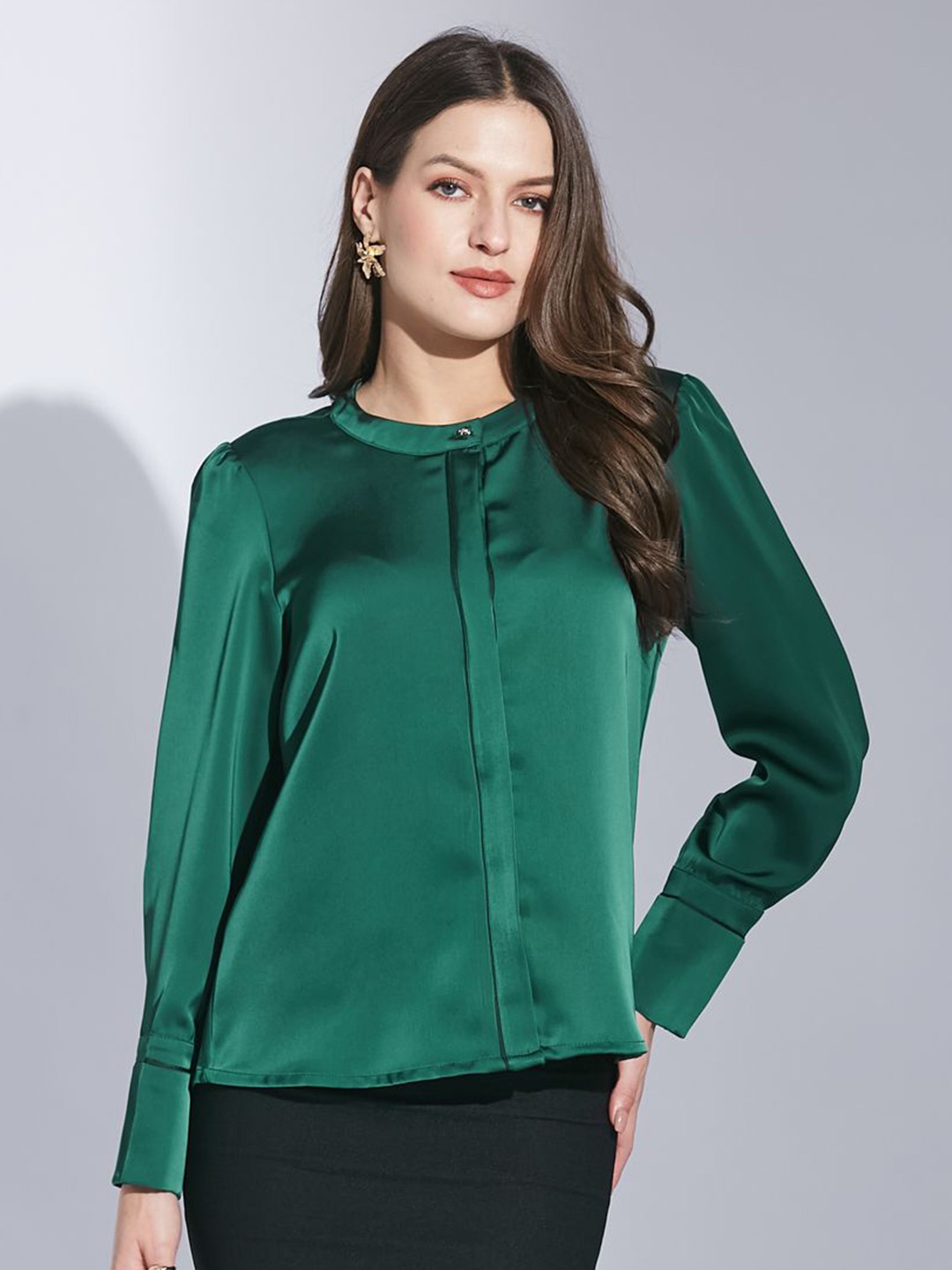 

Latin Quarters Women New Fit Band Collar Solid Casual Shirt, Green