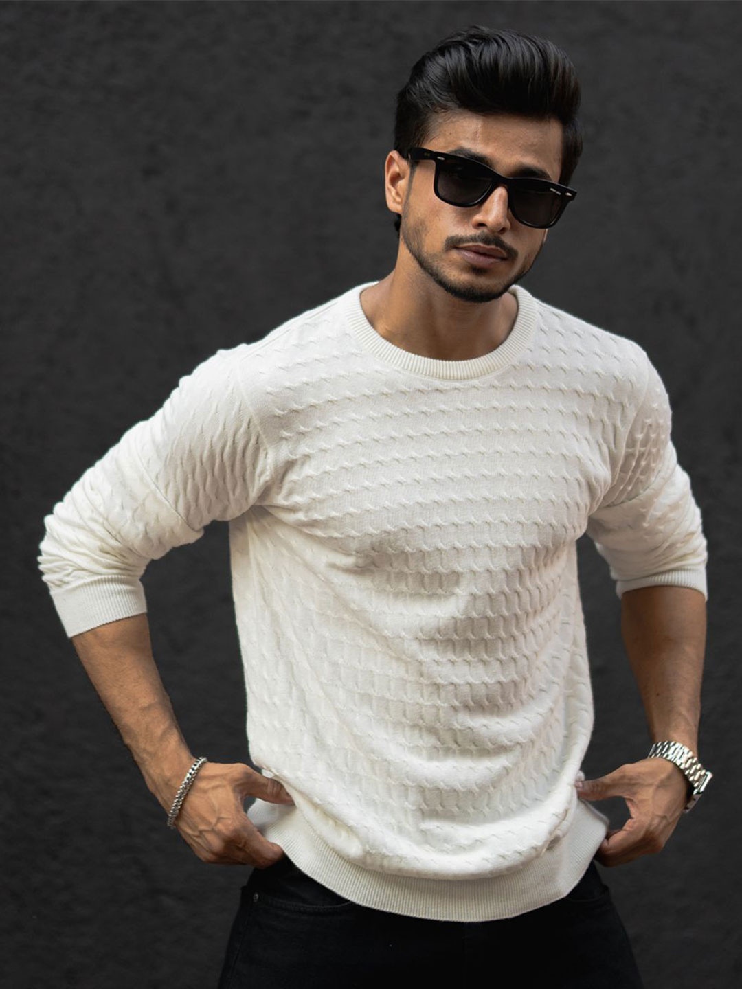 

Powerlook Men Self Design Round Neck Cotton T-shirt, Off white