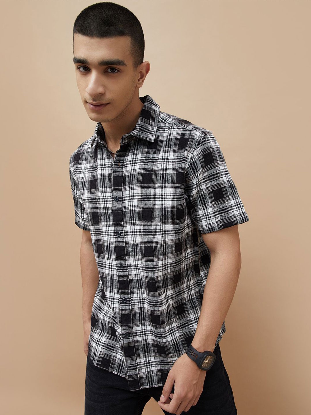 

Fame Forever by Lifestyle Men Cutaway Collar Tartan Checked Cotton Casual Shirt, Black