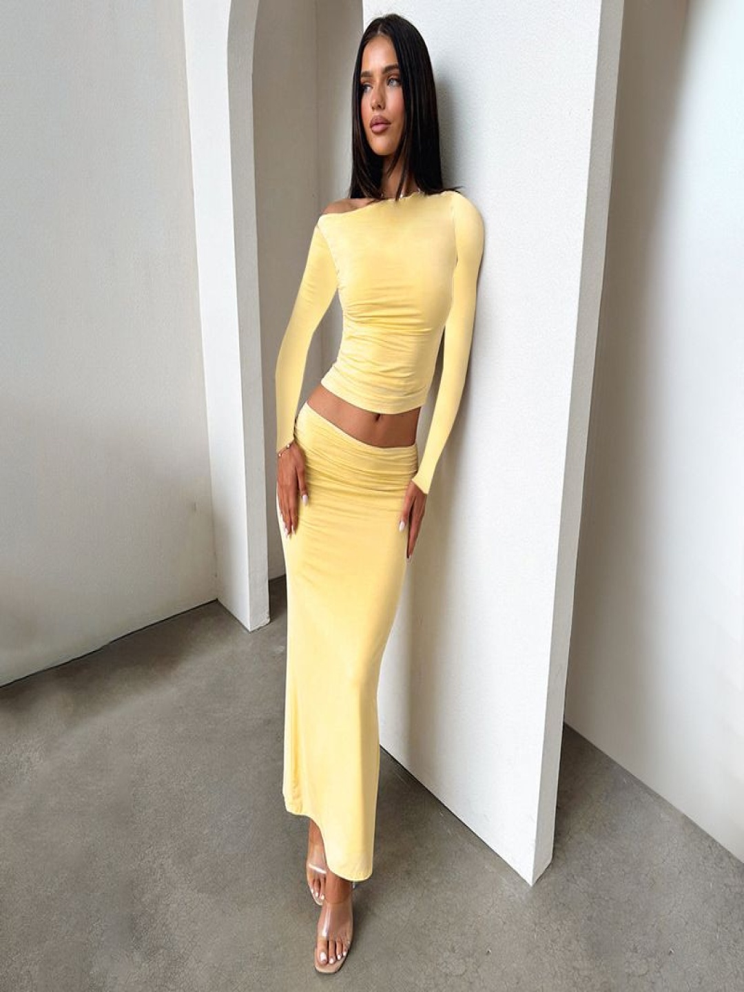 

StyleCast Yellow One Shoulder Top With Skirt