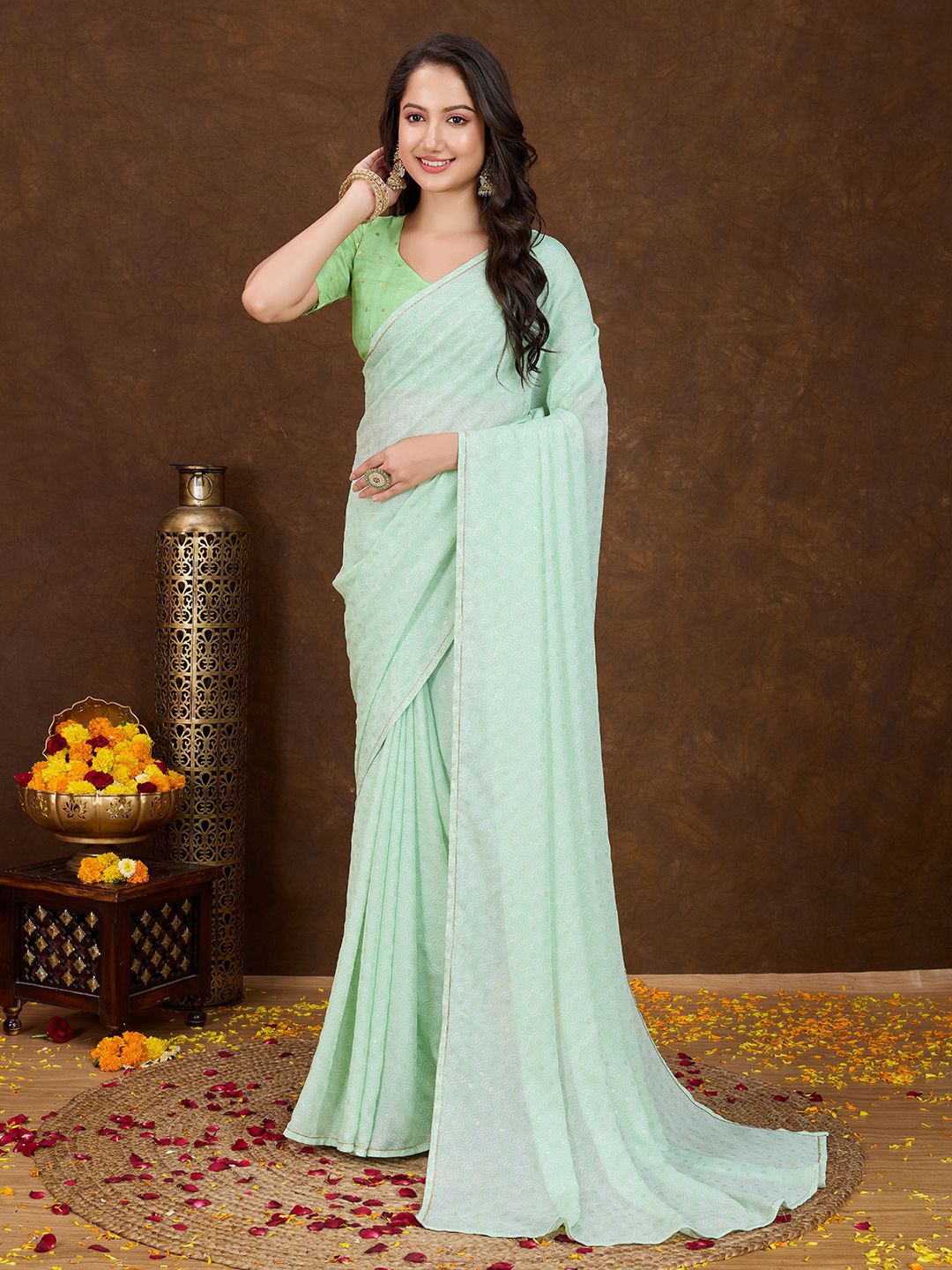 

Mitera Geometric Printed Saree, Sea green