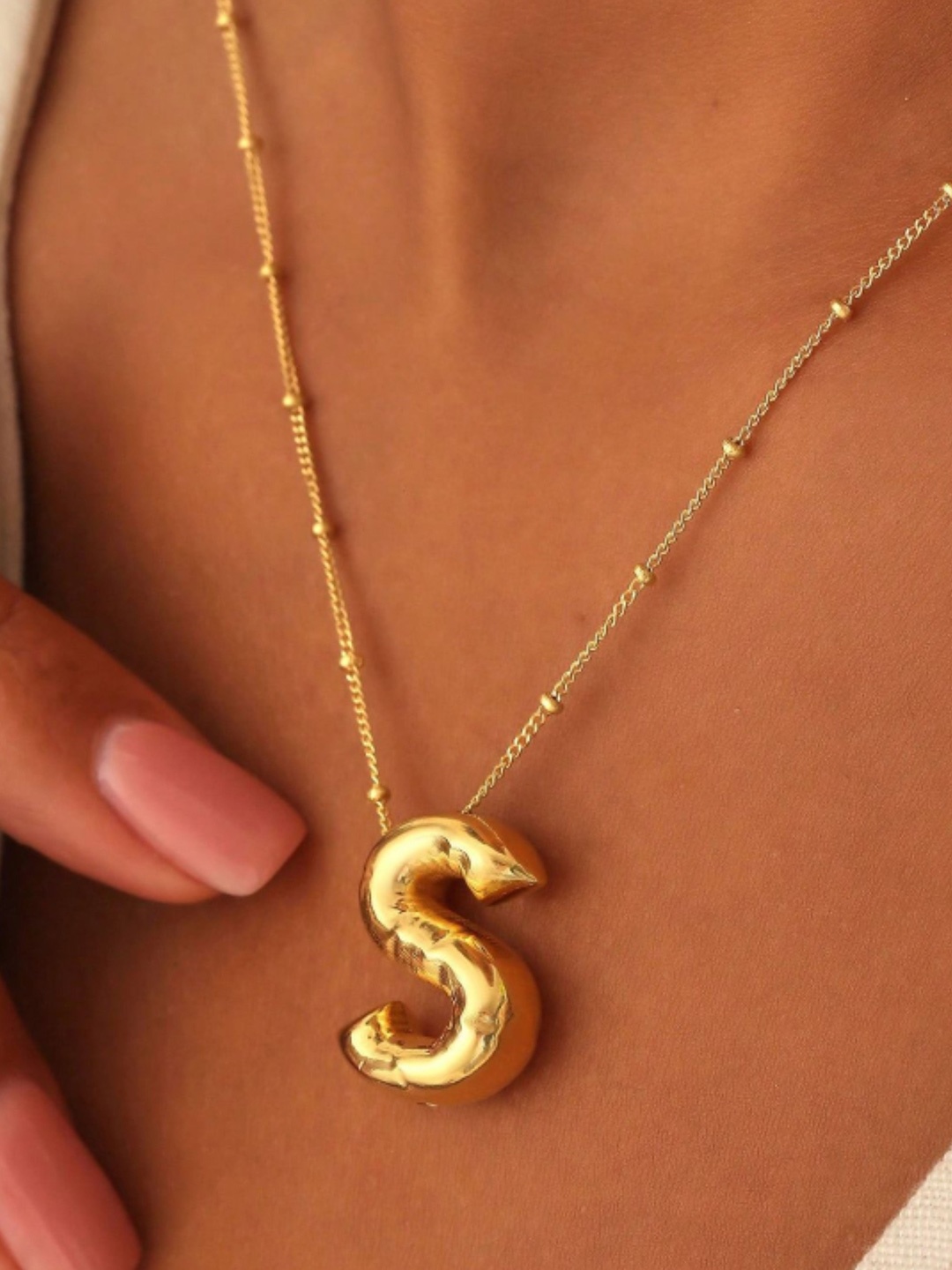 

SUBHAGALANKAR Gold-Plated Initial S Pendant Chain