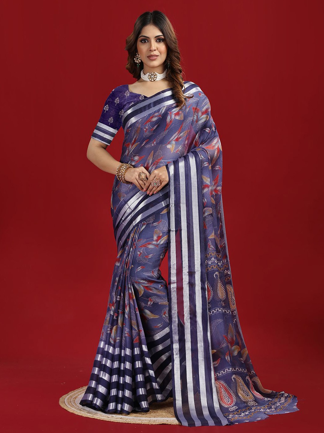 

A.V.M. SILK MILLS Women Floral Printed Saree, Purple