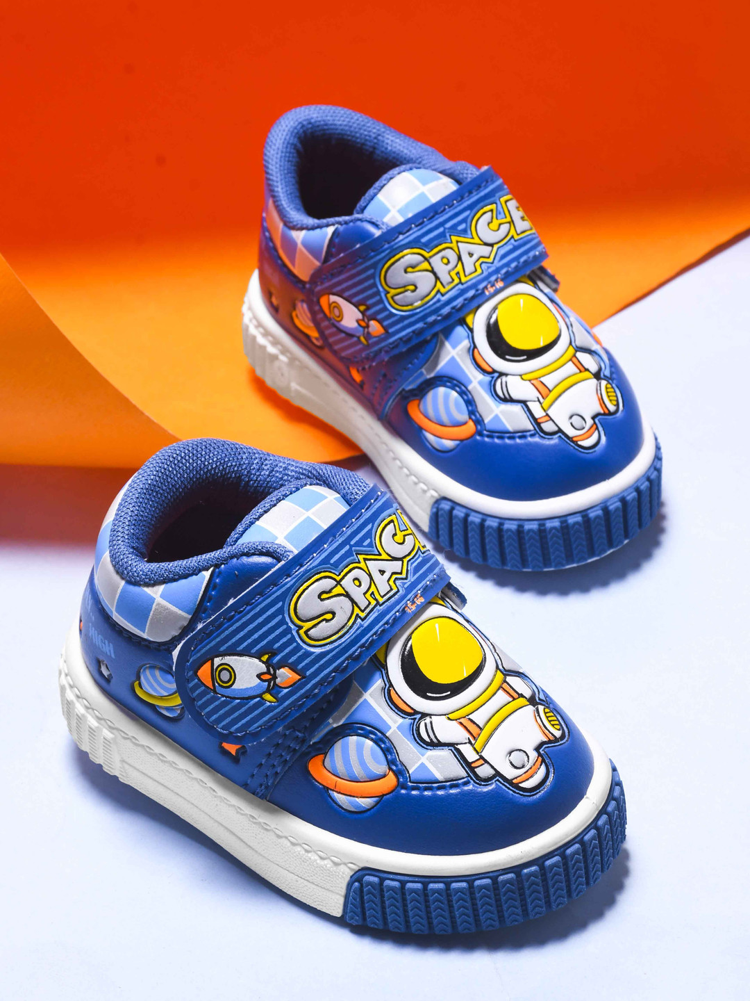 

KATS Kids Perforations Round Toe Velcro Sneakers, Navy blue