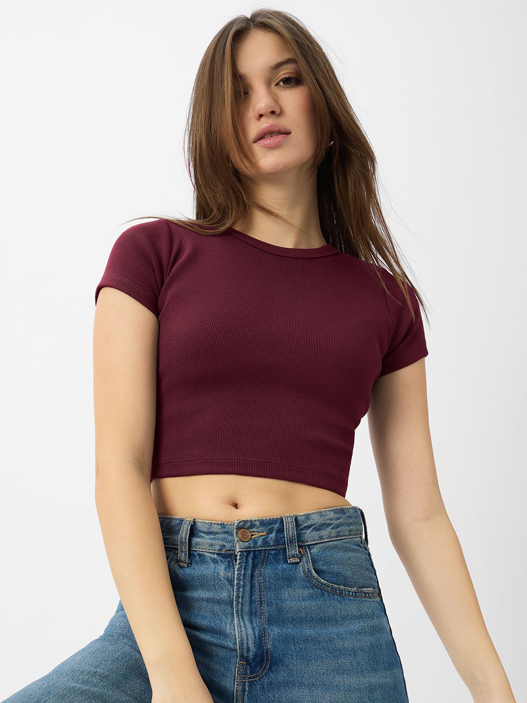 

The Souled Store Women Solids Round Neck Fitted Crop Top, Burgundy
