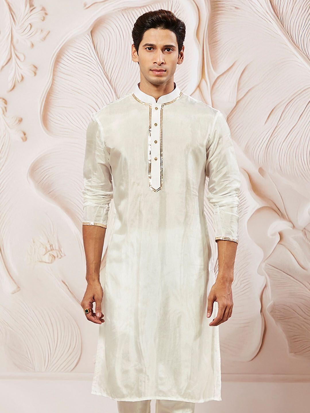 

VASTRAMAY Mandarin Collar Sequinned Tissue Silk Straight Kurta, White