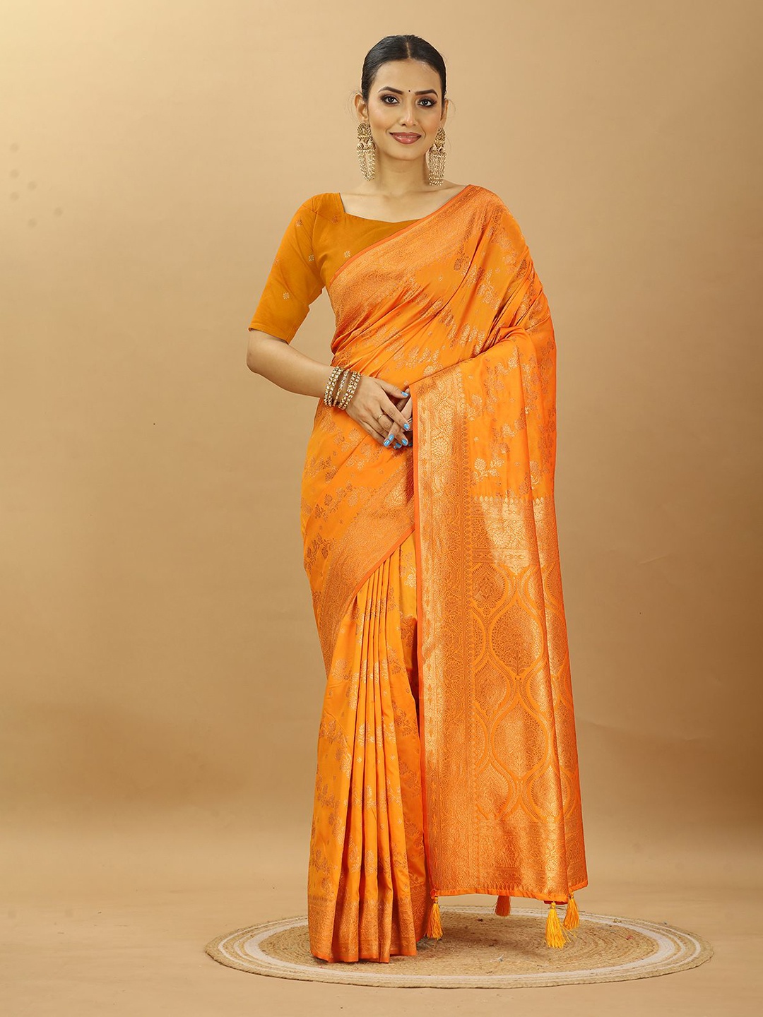 

SWAMI STUDIO Woven Design Zari Pure Silk Banarasi Saree, Orange