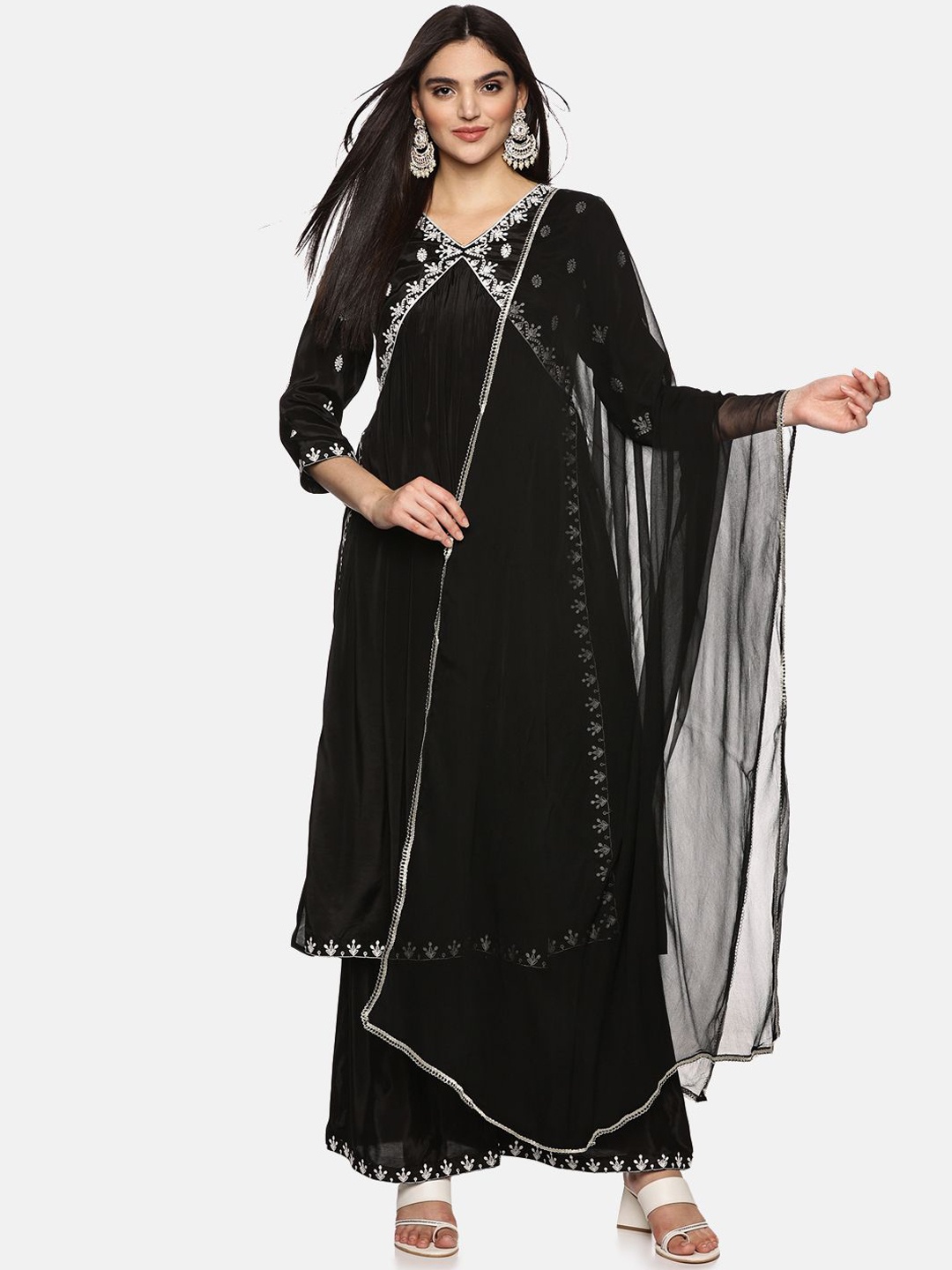 

RAJMANDIRFABRICS Women Ethnic Motifs Embroidered Empire Sequinned Pure Silk Kurta with Trousers & With, Black