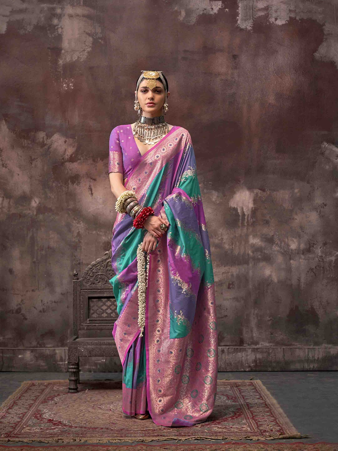 

Mitera Woven Design Zari Silk Blend Saree, Green