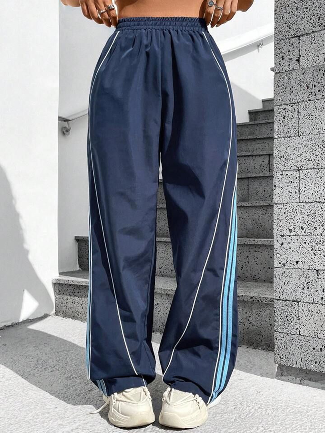 

TABADTOD Women Striped Relaxed Loose Fit Trousers, Navy blue