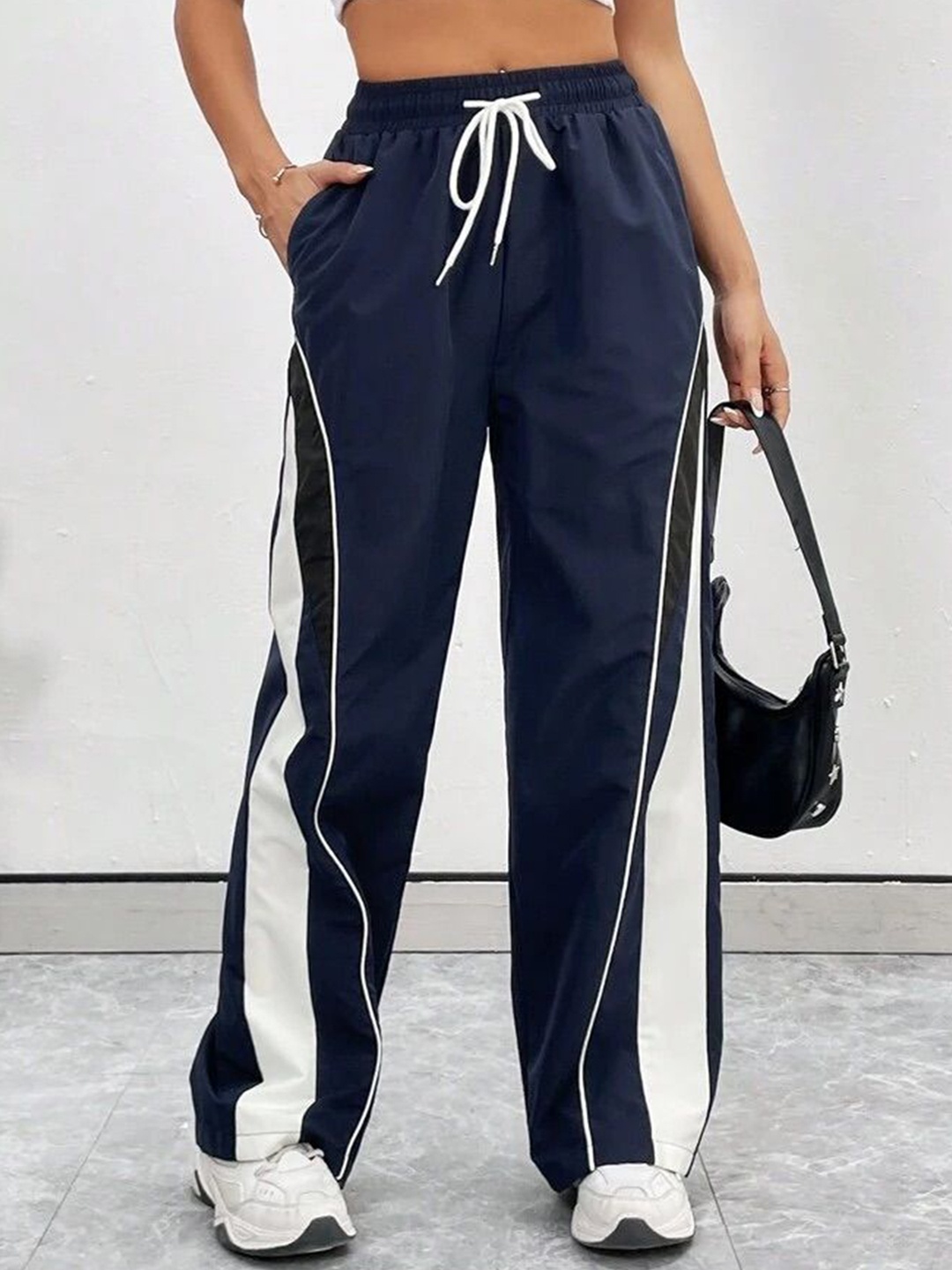 

TABADTOD Women Striped Relaxed Loose Fit Trousers, Navy blue