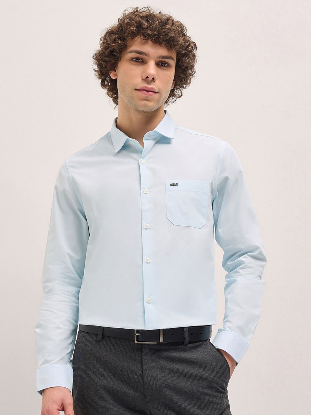 

THE BEAR HOUSE Men Tailored Fit Opaque Formal Shirt, Blue