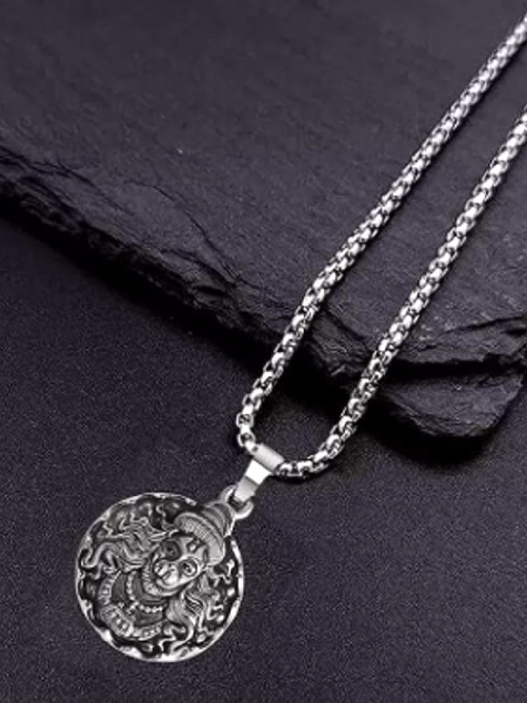 

The Roadster Lifestyle Co Men Spiritual Hanuman Pendant Comes With Chain, Silver