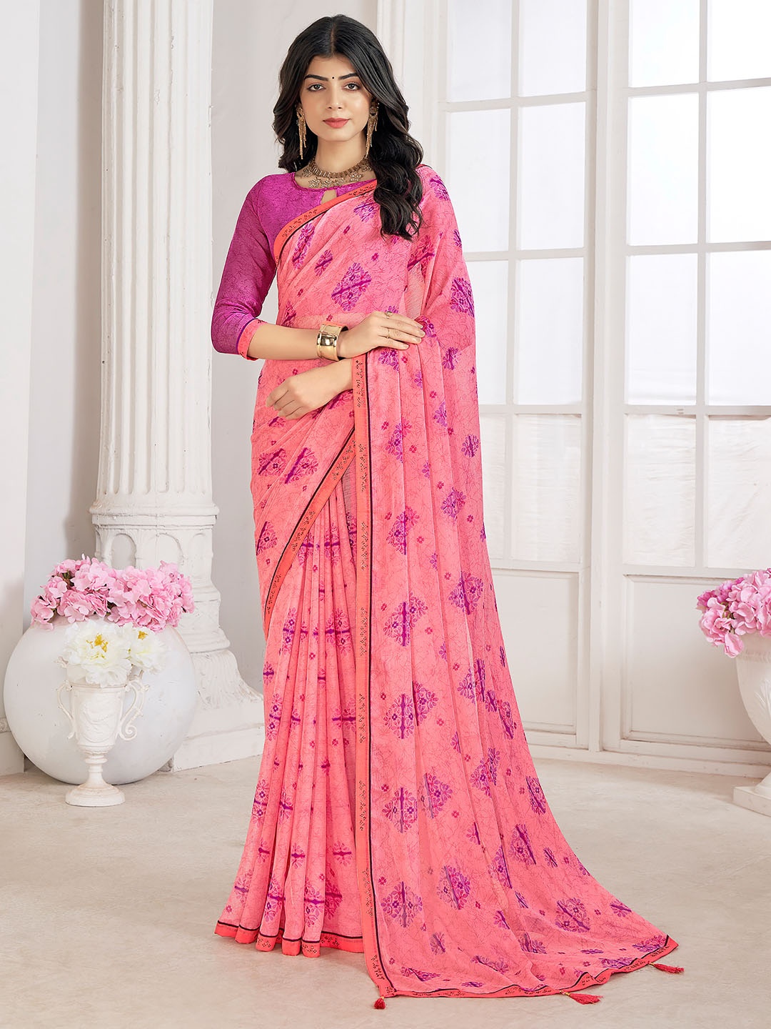 

Panzora Floral Beads and Stones Poly Chiffon Saree, Pink