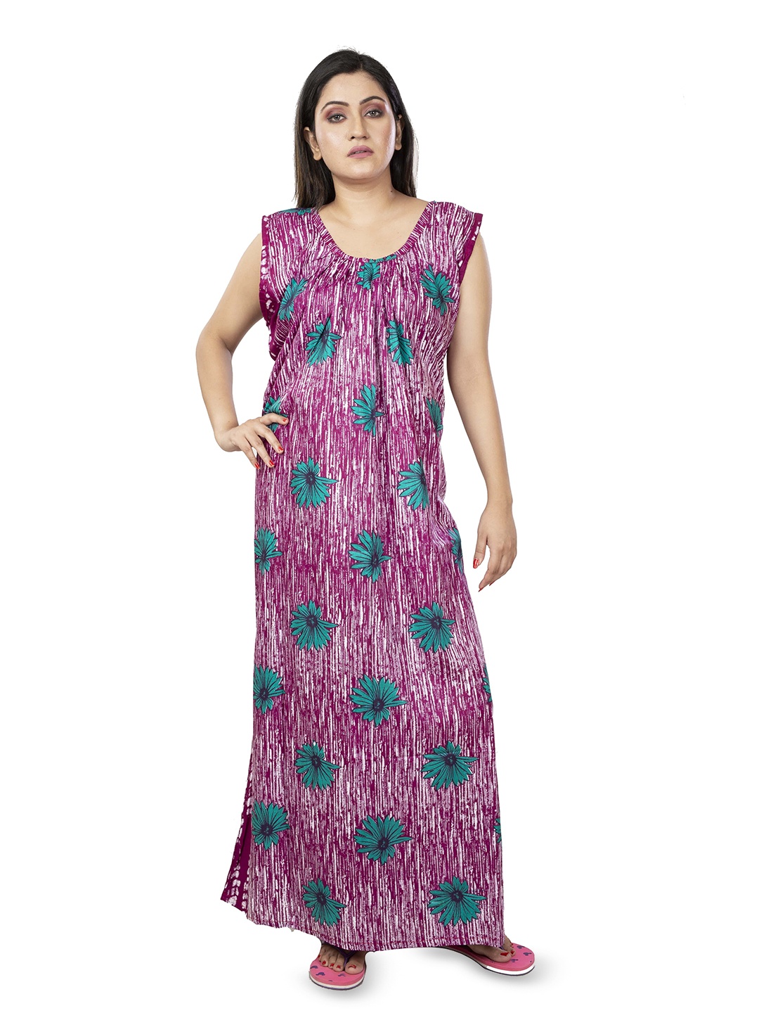 

Laa Calcutta Women Floral Printed Pure Cotton Maxi Nightdress, Purple