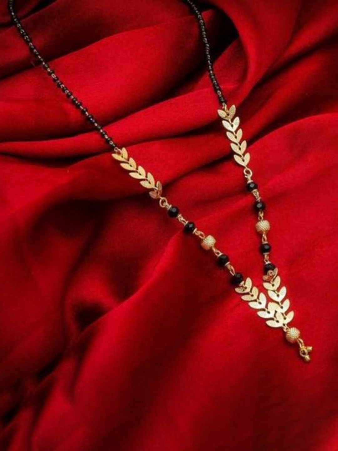 

Wynona Gold-Plated Artificial Beads Mangalsutra