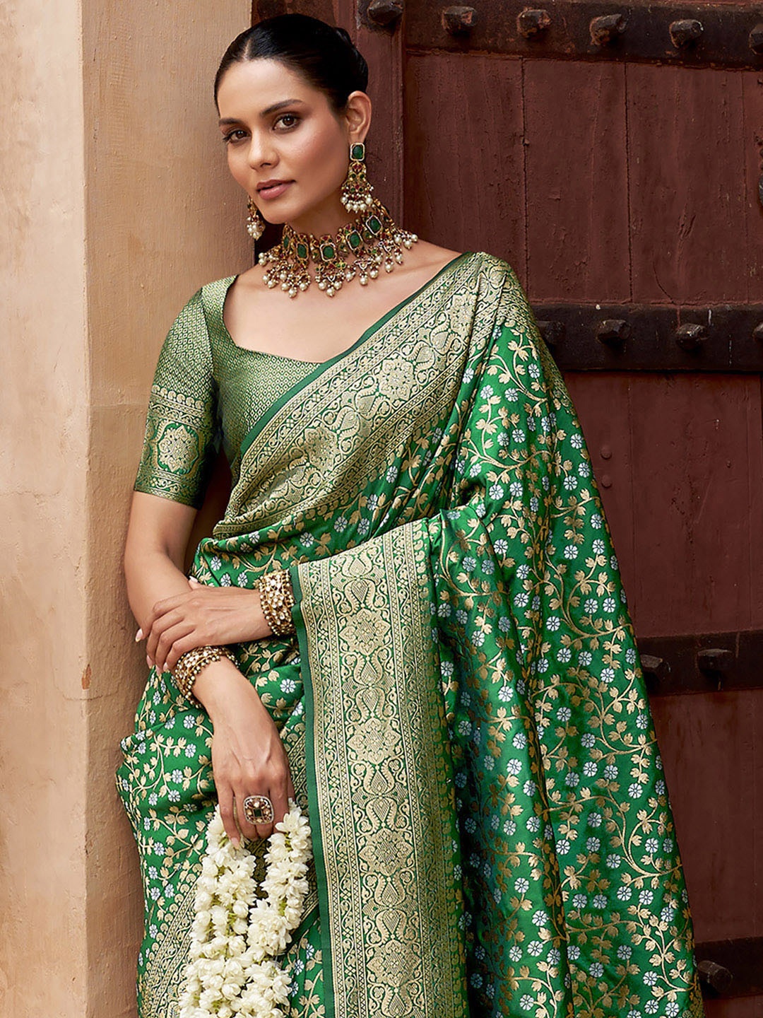 

Anouk Woven Design Zari Silk Blend Kanjeevaram Saree, Green