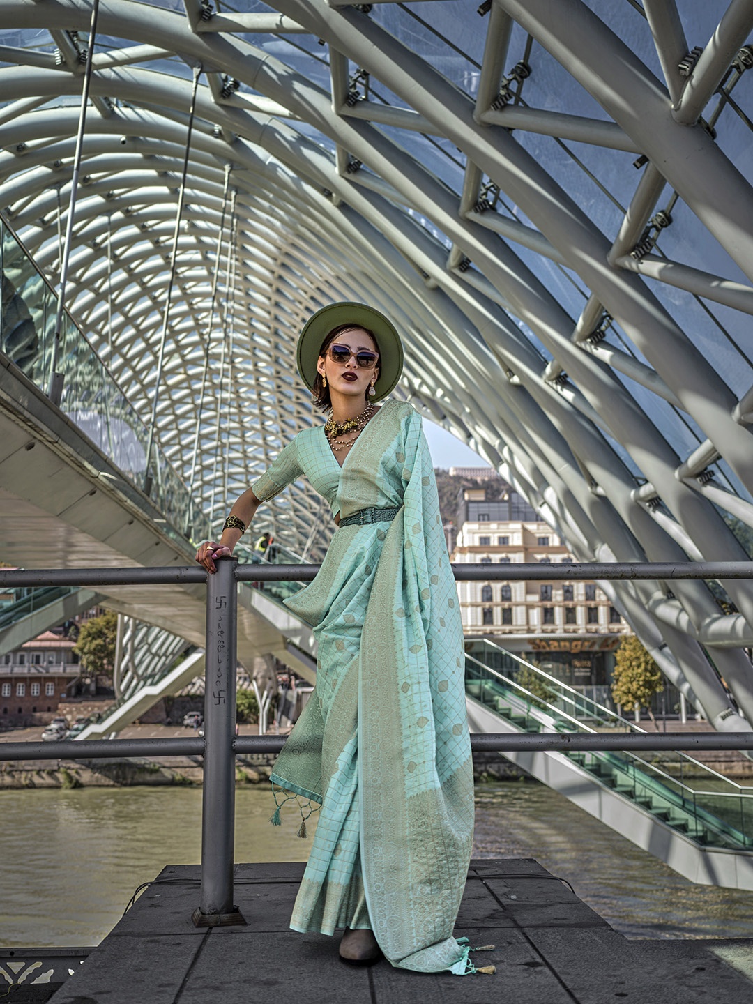 

Mitera Woven Design Zari Silk Blend Saree, Green
