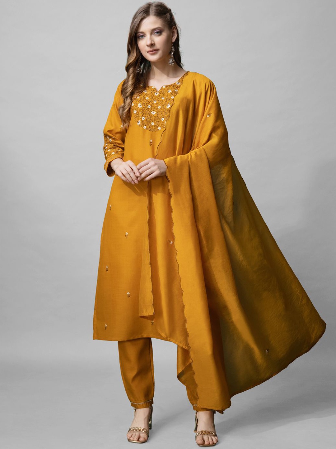 

Riddhi Textile Hub Women Embroidered Regular Thread Work Kurti with Trousers & With Dupatta, Mustard