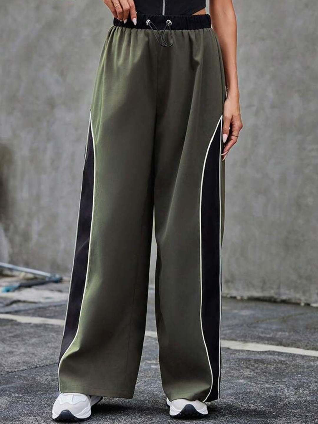 

TABADTOD Women Striped Relaxed Loose Fit Trousers, Olive
