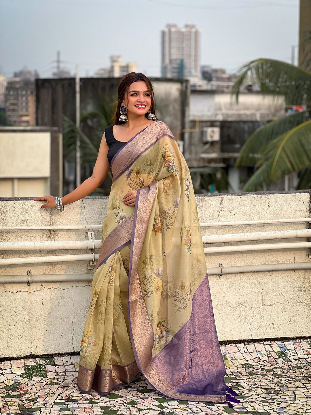 

KSM PRINTS Floral Zari Tissue Saree, Mustard