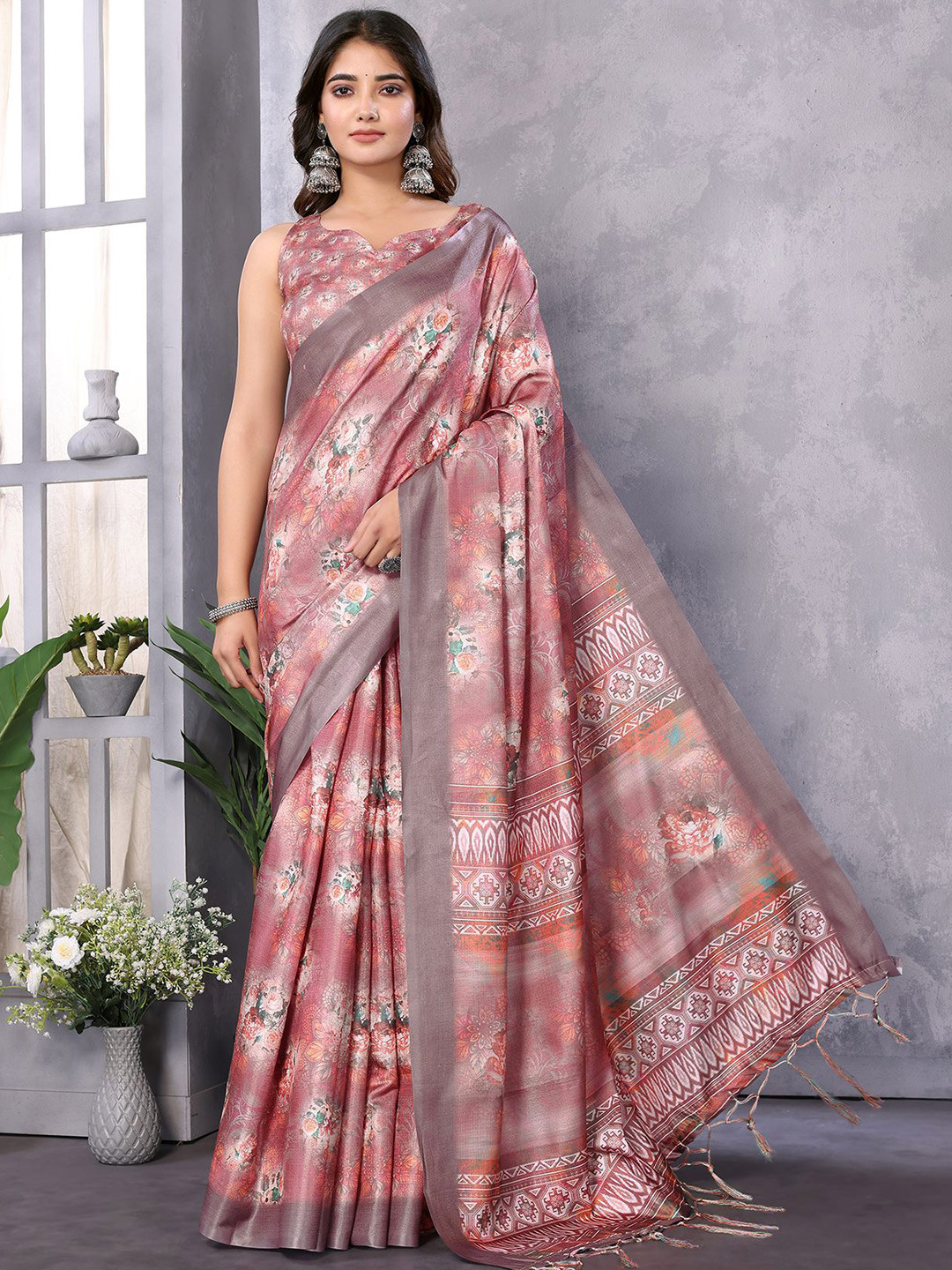

KALINI Floral Art Silk Saree, Pink