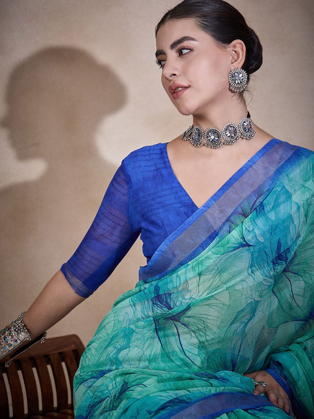 

Sangria Printed Saree With Blouse, Blue